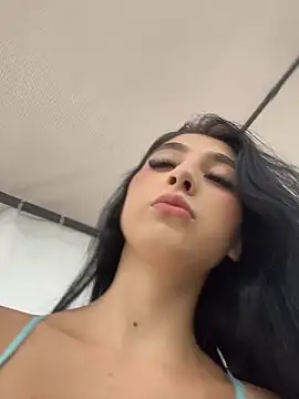 BadLilAngelXXX online show from April 2026 01:15:01 PM