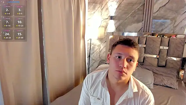 Snapshot of Manson_and_Zoe chatting on February 2026 11:40:01 AM Manson and Zoe online show from February 2026 11:40:01 AM