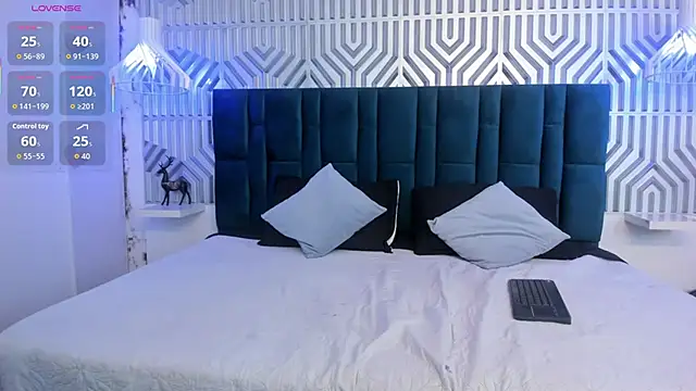 Snapshot of Naomi-Thompson chatting on February 2026 06:34:02 PM Naomi-Thompson online show from February 2026 06:34:02 PM