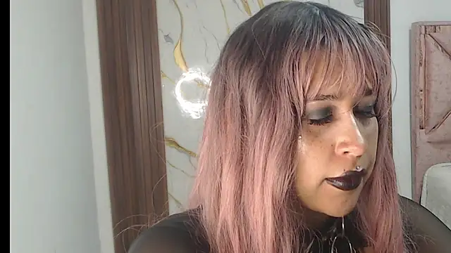 Snapshot of valen_ros chatting on March 2026 10:19:01 AM valen ros online show from March 2026 10:19:01 AM