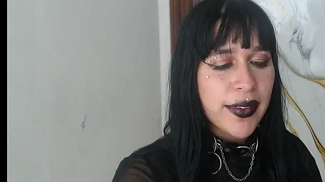 Snapshot of valen_ros chatting on April 2026 05:58:02 PM valen ros online show from April 2026 05:58:02 PM