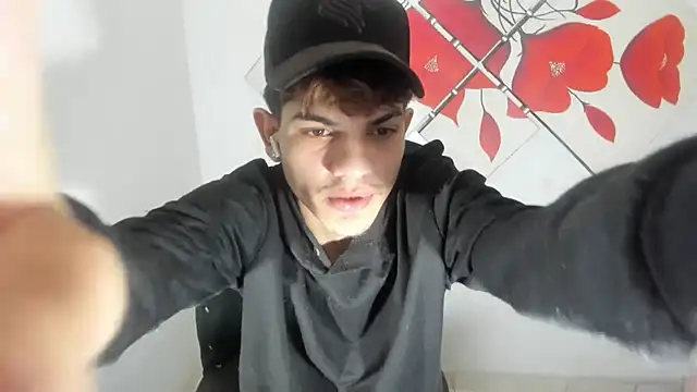 Snapshot of Jesshot_bigcock20cm chatting on April 2026 02:15:02 PM Jesshot bigcock20cm online show from April 2026 02:15:02 PM