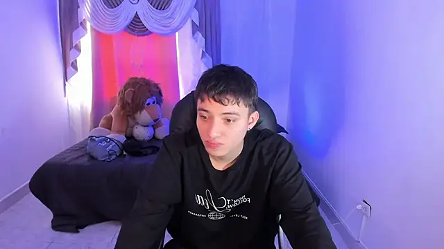 Snapshot of Wesleey-Boy chatting on February 2026 07:45:01 PM Wesleey-Boy online show from February 2026 07:45:01 PM