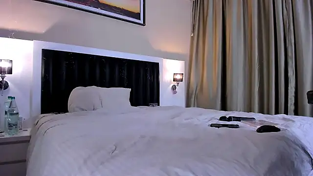 Snapshot of marrena_a chatting on February 2026 01:04:01 PM marrena a online show from February 2026 01:04:01 PM