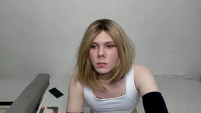 Snapshot of SnezanaLive chatting on February 2026 10:06:01 PM SnezanaLive online show from February 2026 10:06:01 PM