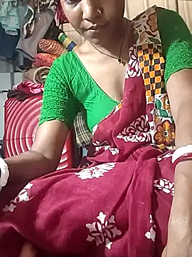 Snapshot of Sweet-runi chatting on March 2026 09:02:02 AM Sweet-runi online show from March 2026 09:02:02 AM