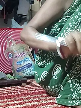 Snapshot of Sweet-runi chatting on March 2026 02:27:02 AM Sweet-runi online show from March 2026 02:27:02 AM