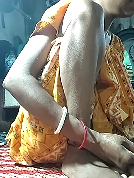 Snapshot of Sweet-runi chatting on March 2026 01:43:02 PM Sweet-runi online show from March 2026 01:43:02 PM