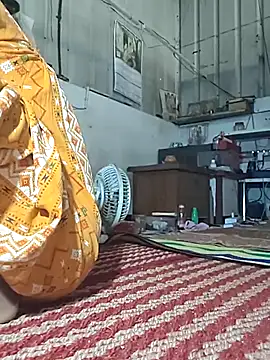 Snapshot of Sweet-runi chatting on April 2026 02:06:01 AM Sweet-runi online show from April 2026 02:06:01 AM