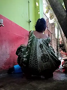 Snapshot of Sweet-runi chatting on April 2026 03:35:01 AM Sweet-runi online show from April 2026 03:35:01 AM