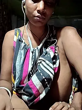 Snapshot of Sweet-runi chatting on April 2026 03:57:01 PM Sweet-runi online show from April 2026 03:57:01 PM