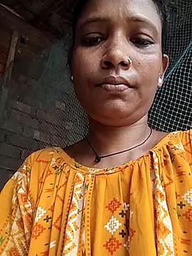 Snapshot of Sweet-runi chatting on June 2026 04:30:02 AM Sweet-runi online show from June 2026 04:30:02 AM