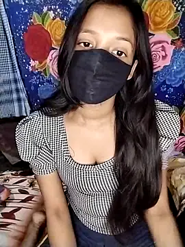 Naina-hott online show from February 2026 08:12:02 PM