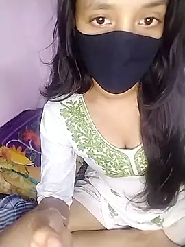 Naina-hott online show from April 2026 03:06:01 PM