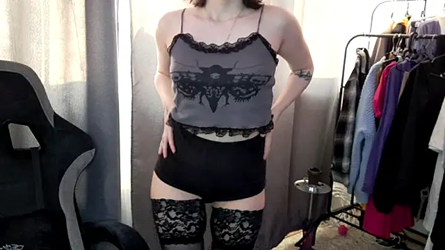 Snapshot of PureSofia chatting on February 2026 01:14:02 PM PureSofia online show from February 2026 01:14:02 PM