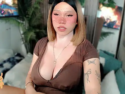 Kelly Mckinney online show from February 2026 07:45:02 AM