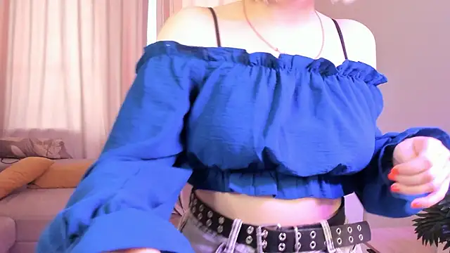 Snapshot of MariamGravert chatting on February 2026 06:54:01 AM MariamGravert online show from February 2026 06:54:01 AM