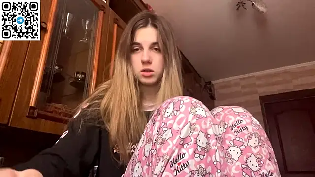 Snapshot of LovelySilk_63 chatting on February 2026 08:46:02 AM LovelySilk 63 online show from February 2026 08:46:02 AM