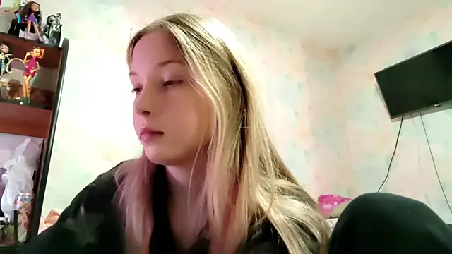 Snapshot of TiaBIanks chatting on March 2026 08:54:02 AM TiaBIanks online show from March 2026 08:54:02 AM