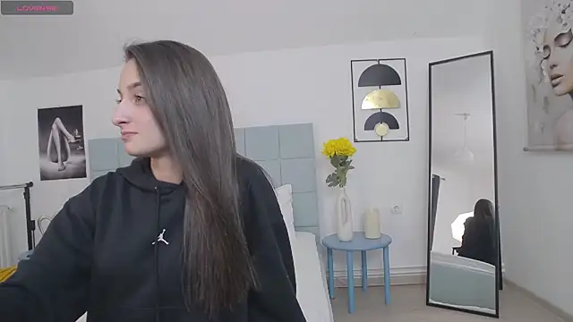 Snapshot of AmalliaJade chatting on February 2026 07:32:02 PM AmalliaJade online show from February 2026 07:32:02 PM