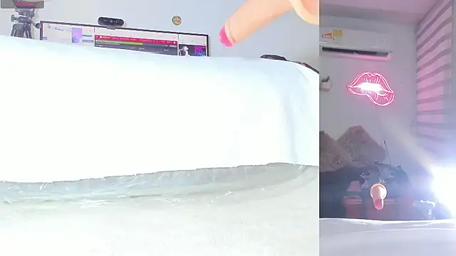 lana  kane   online show from April 2026 09:24:01 AM