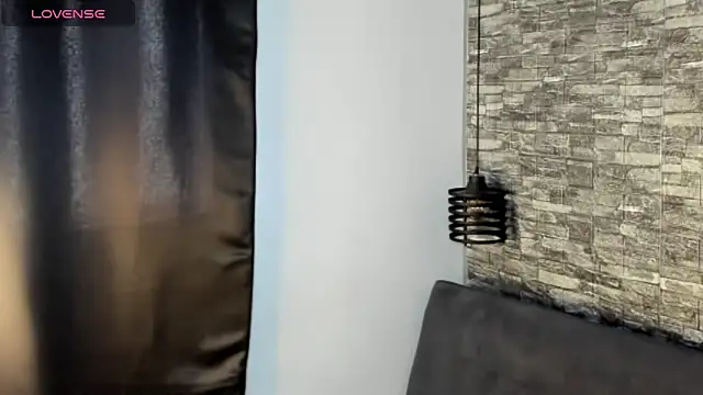 Snapshot of ASHLEY_COLLINS1 chatting on March 2026 01:06:01 PM ASHLEY COLLINS1 online show from March 2026 01:06:01 PM
