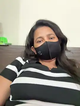 raavigirl online show from February 2026 06:24:01 AM