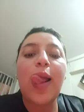 Snapshot of MajoArias chatting on February 2026 05:37:02 AM MajoArias online show from February 2026 05:37:02 AM