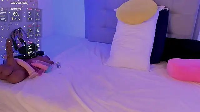 Snapshot of Ally_muun chatting on February 2026 04:58:02 PM Ally muun online show from February 2026 04:58:02 PM