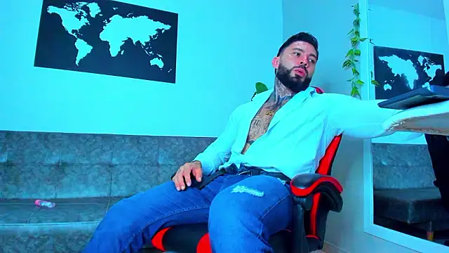 Alessrose online show from March 2026 08:37:01 PM