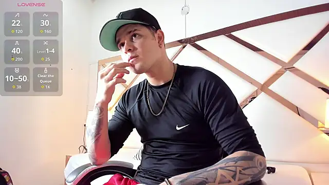 rayan linxx online show from February 2026 06:59:02 PM