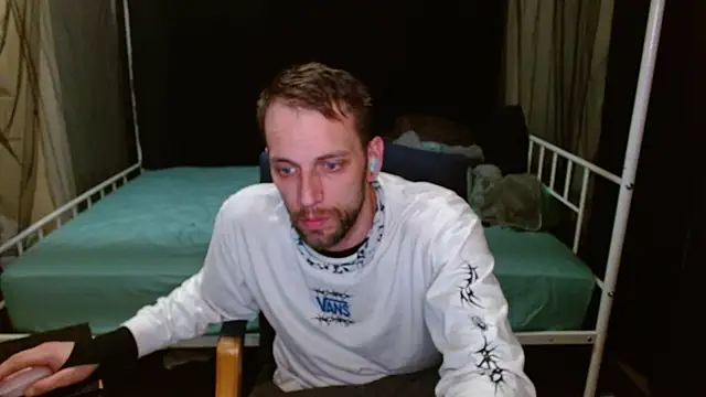 Snapshot of cguffey2284 chatting on February 2026 12:53:02 AM cguffey2284 online show from February 2026 12:53:02 AM