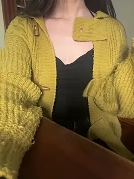 Snapshot of Celeste_SexyY chatting on February 2026 01:52:02 PM Celeste SexyY online show from February 2026 01:52:02 PM