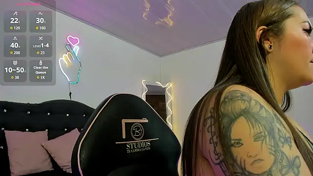 Snapshot of LUNAKITTY_TAY chatting on February 2026 11:32:01 AM LUNAKITTY TAY online show from February 2026 11:32:01 AM