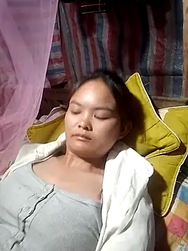 Luminana online show from April 2026 12:33:01 PM