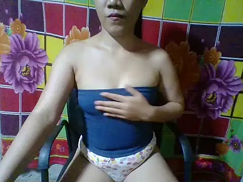 Snapshot of SweetHotBabe18 chatting on May 2026 01:57:16 AM SweetHotBabe18 online show from May 2026 01:57:16 AM