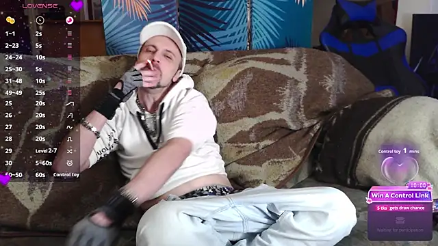 Snapshot of SwatRocShy chatting on February 2026 09:02:01 AM SwatRocShy online show from February 2026 09:02:01 AM