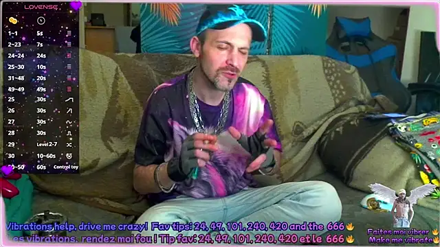 Snapshot of SwatRocShy chatting on February 2026 08:31:02 PM SwatRocShy online show from February 2026 08:31:02 PM