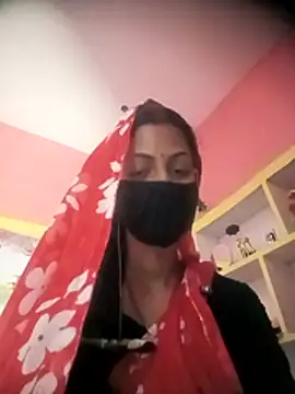 Snapshot of BIG_QWEEN_NO1 chatting on February 2026 07:35:02 AM BIG QWEEN NO1 online show from February 2026 07:35:02 AM