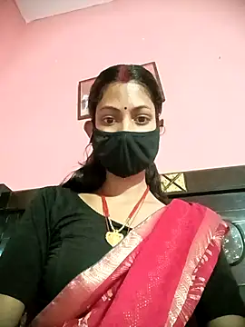 Snapshot of BIG_QWEEN_NO1 chatting on February 2026 06:00:02 AM BIG QWEEN NO1 online show from February 2026 06:00:02 AM