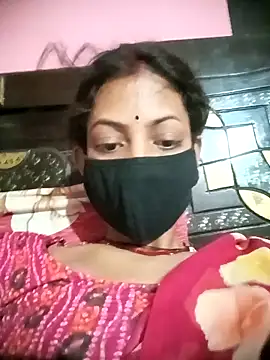 BIG QWEEN NO1 online show from April 2026 10:10:01 AM