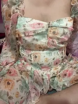 Snapshot of hamoi11 chatting on February 2026 12:42:02 AM hamoi11 online show from February 2026 12:42:02 AM