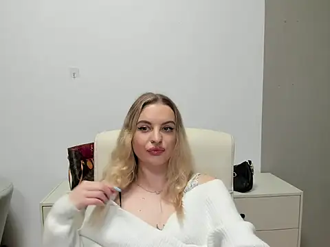 Snapshot of BlankaXCute chatting on February 2026 03:05:02 PM BlankaXCute online show from February 2026 03:05:02 PM