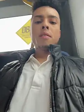 Snapshot of Eros_lee chatting on February 2026 05:30:01 PM Eros lee online show from February 2026 05:30:01 PM