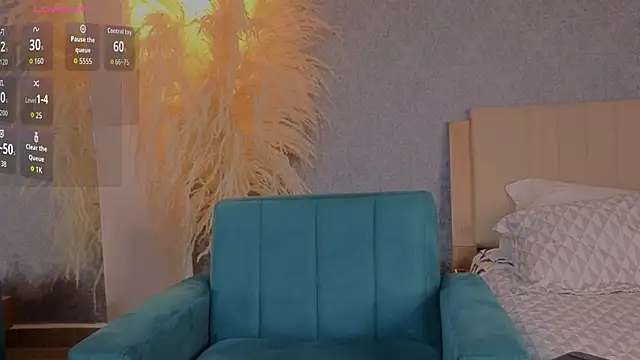 katt souza1 online show from April 2026 07:39:01 PM