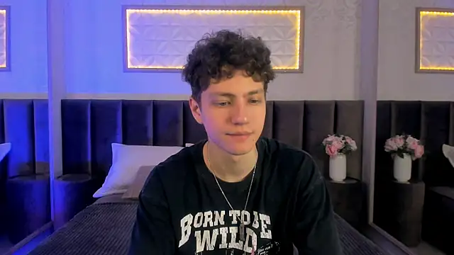 Snapshot of StefanBev chatting on February 2026 07:45:01 PM StefanBev online show from February 2026 07:45:01 PM