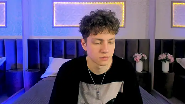 Snapshot of StefanBev chatting on February 2026 07:24:02 PM StefanBev online show from February 2026 07:24:02 PM