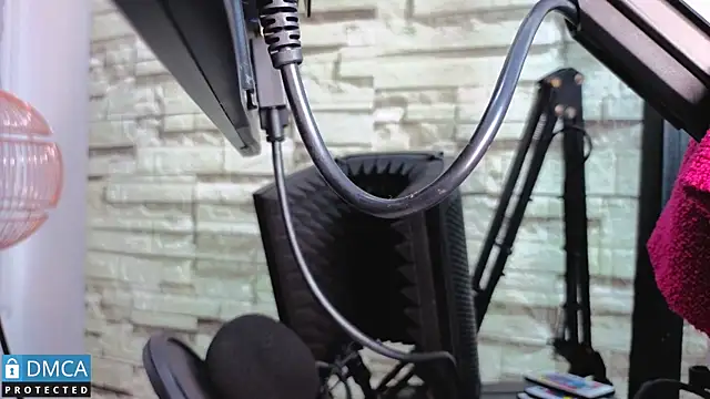 sandra rey  online show from February 2026 06:37:02 PM