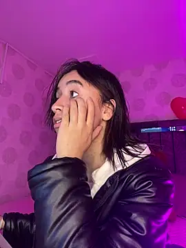 Snapshot of alahia_pink chatting on February 2026 02:33:01 AM alahia pink online show from February 2026 02:33:01 AM