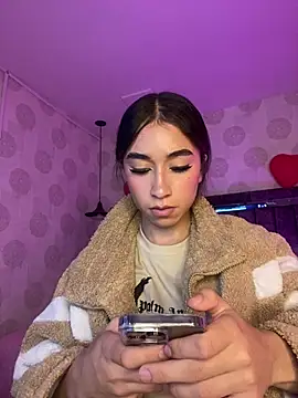 Snapshot of alahia_pink chatting on March 2026 01:55:02 AM alahia pink online show from March 2026 01:55:02 AM